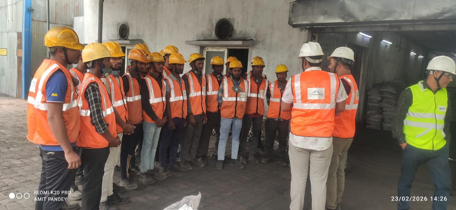 Industrial site environment of the kind KMJPL project teams work in